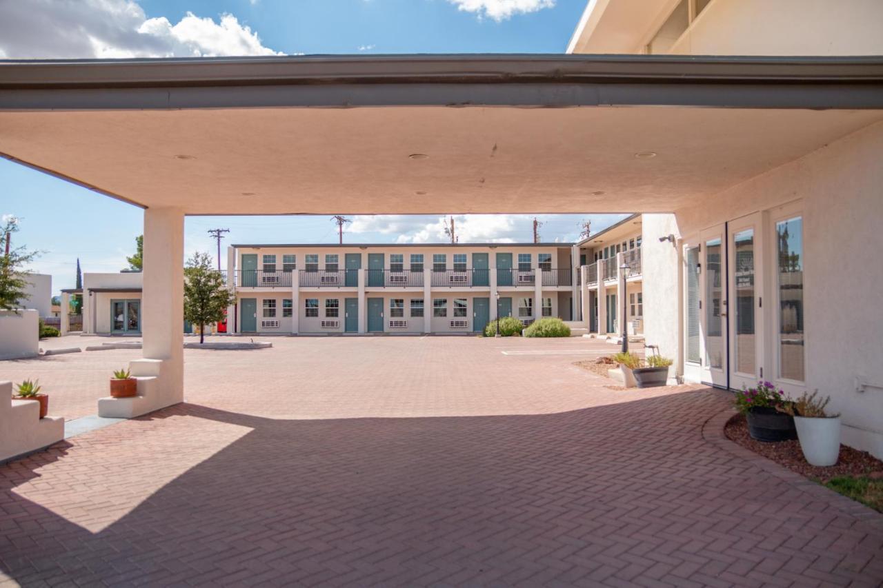 Arizona Sunset Inn & Suites Willcox Exterior photo
